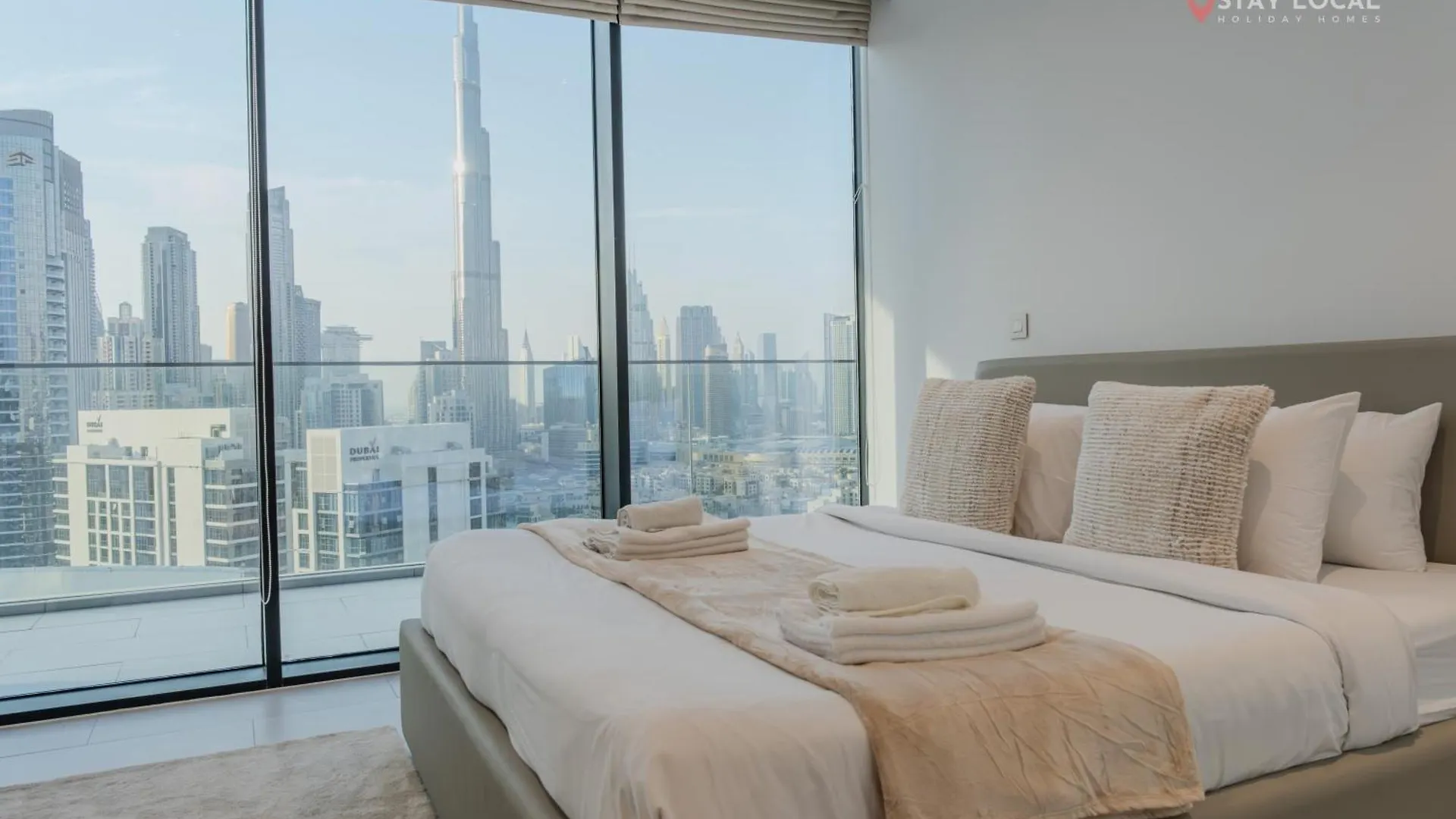 Downtown Dreams I Modern 2Br Getaway I Iconic Full Burj Khalifa Views I Near Dubai Mall Apartment